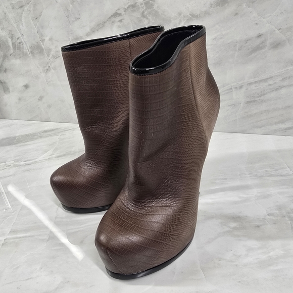 Yves Saint Laurent High Heel Booties - Picture 4 of 13